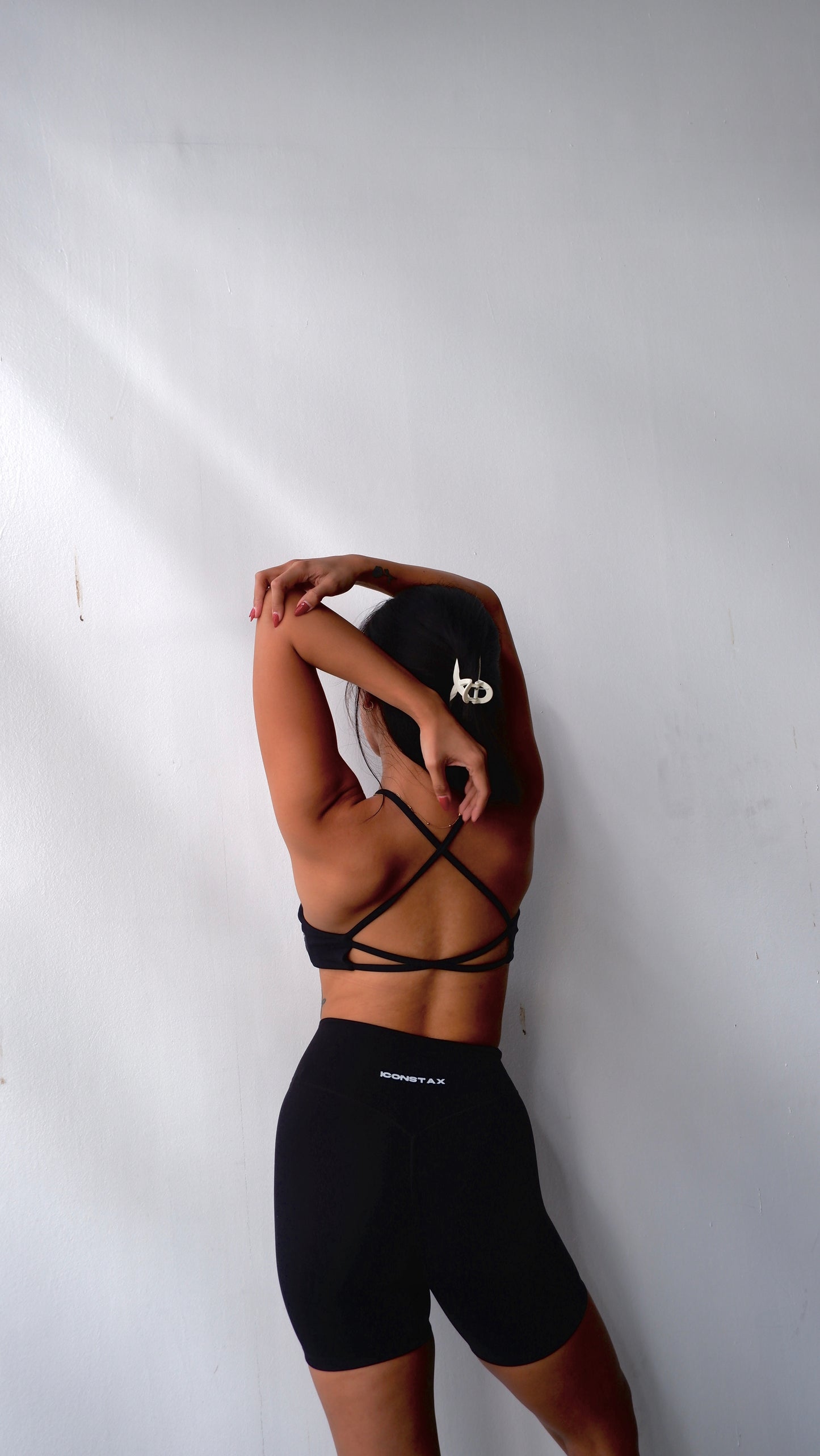 ELEVATE Twist Sportsbra - Onyx